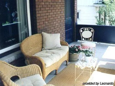 Bluecrest Bed And Breakfast Niagara Falls